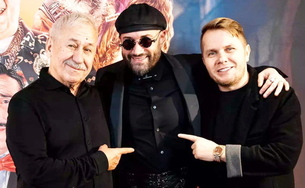 Mihai Bendeac s-a îmbrăcat în fustă, ironic la declarațiile controversate ale Cristelei Georgescu