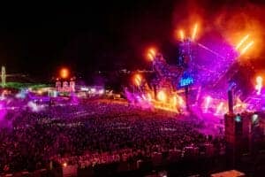 Pe cine vedem la Neversea? Cel mai mare festival de plajă din Europa se întoarce după 2 ani. Line-up complet