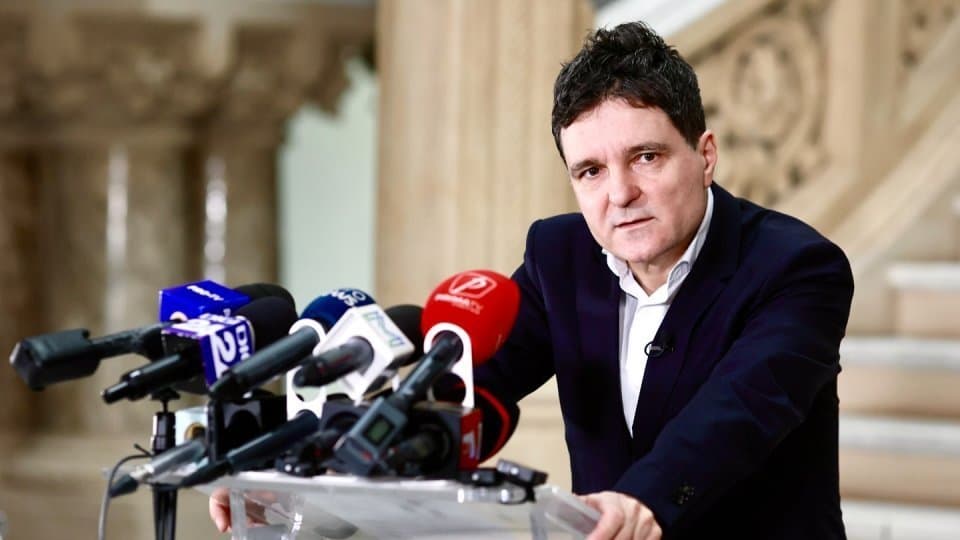 POLITICO: Nicuşor Dan, matematicianul român care încearcă să-i împiedice pe Putin şi Trump să distrugă Occidentul