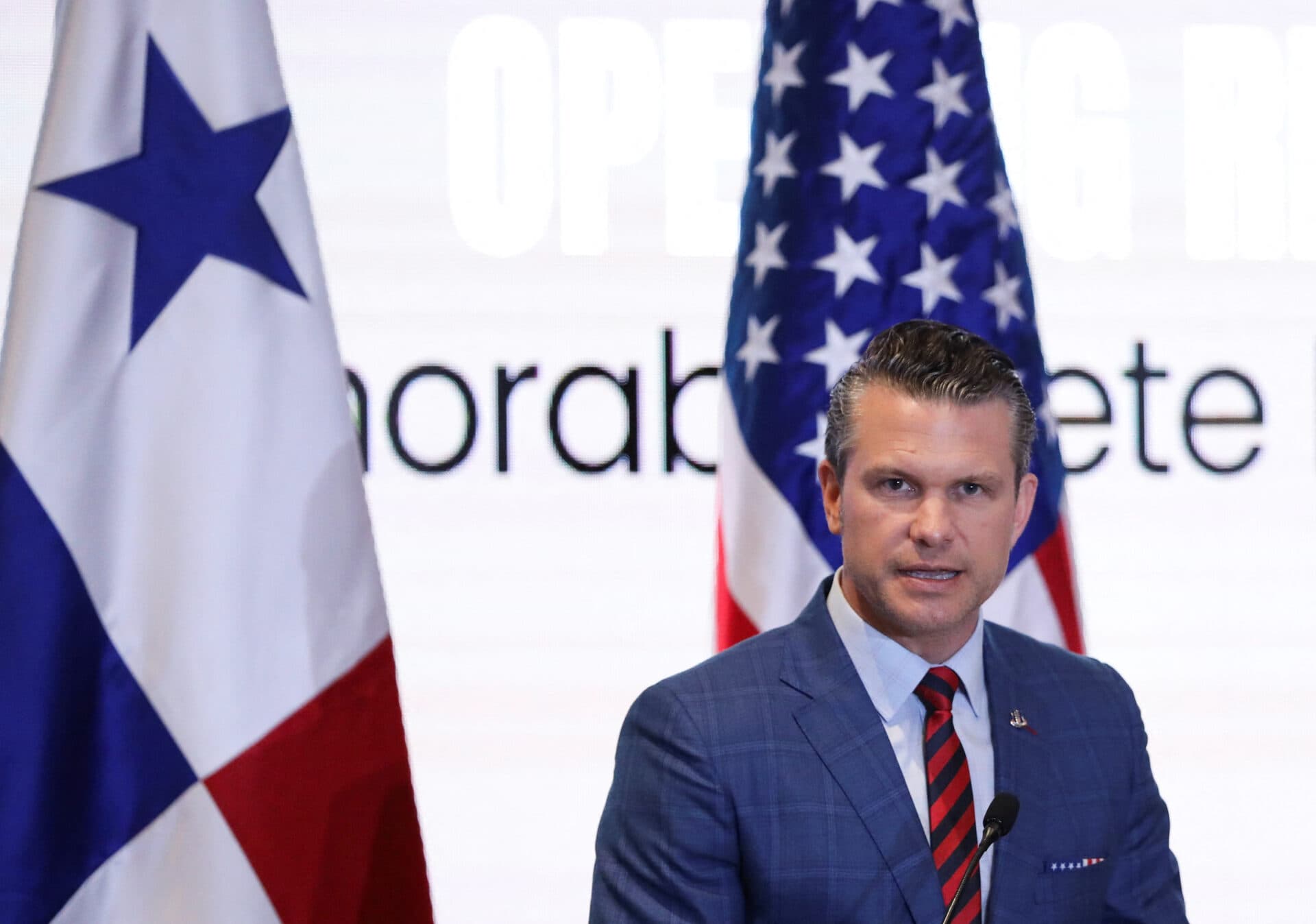Prezența militară americană în Europa este decizia personală a lui Trump