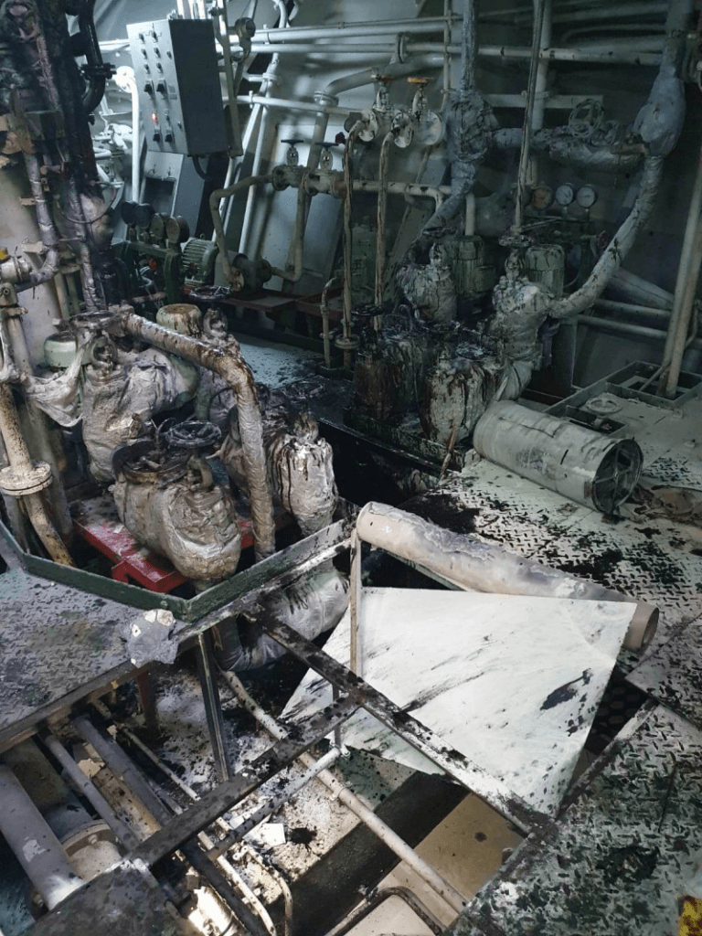 Primele imagini de la locul exploziei de pe Șantierul Naval Midia. Trei persoane au fost rănite