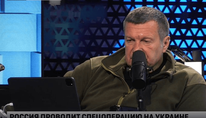 Propagandistul Soloviov, cu vânătăi pe față, se declară îngrijorat de evoluția luptelor din Ucraina