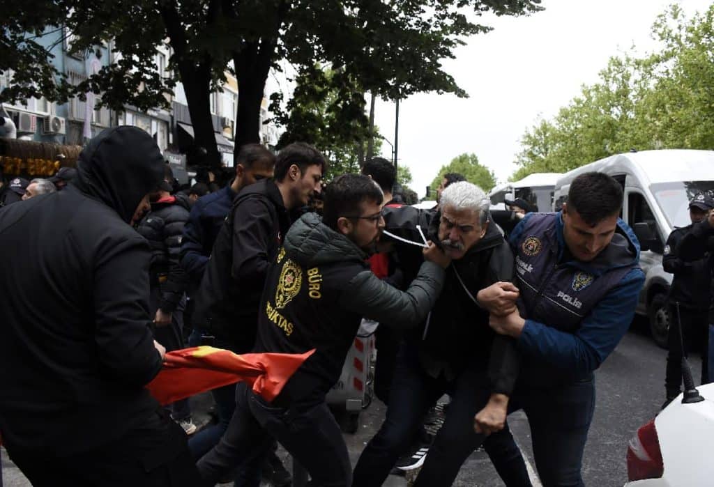Proteste la Istanbul. Polițiștii au blocat accesul în Piața Taksim