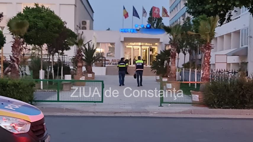 Scene cumplite în stațiunea Mamaia! O femeie a căzut de la etajul opt al unui hotel