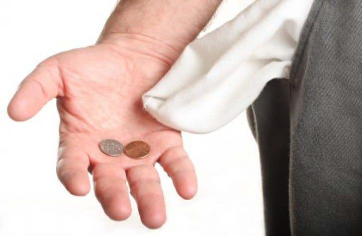Tinerii români, printre cei mai săraci din Europa