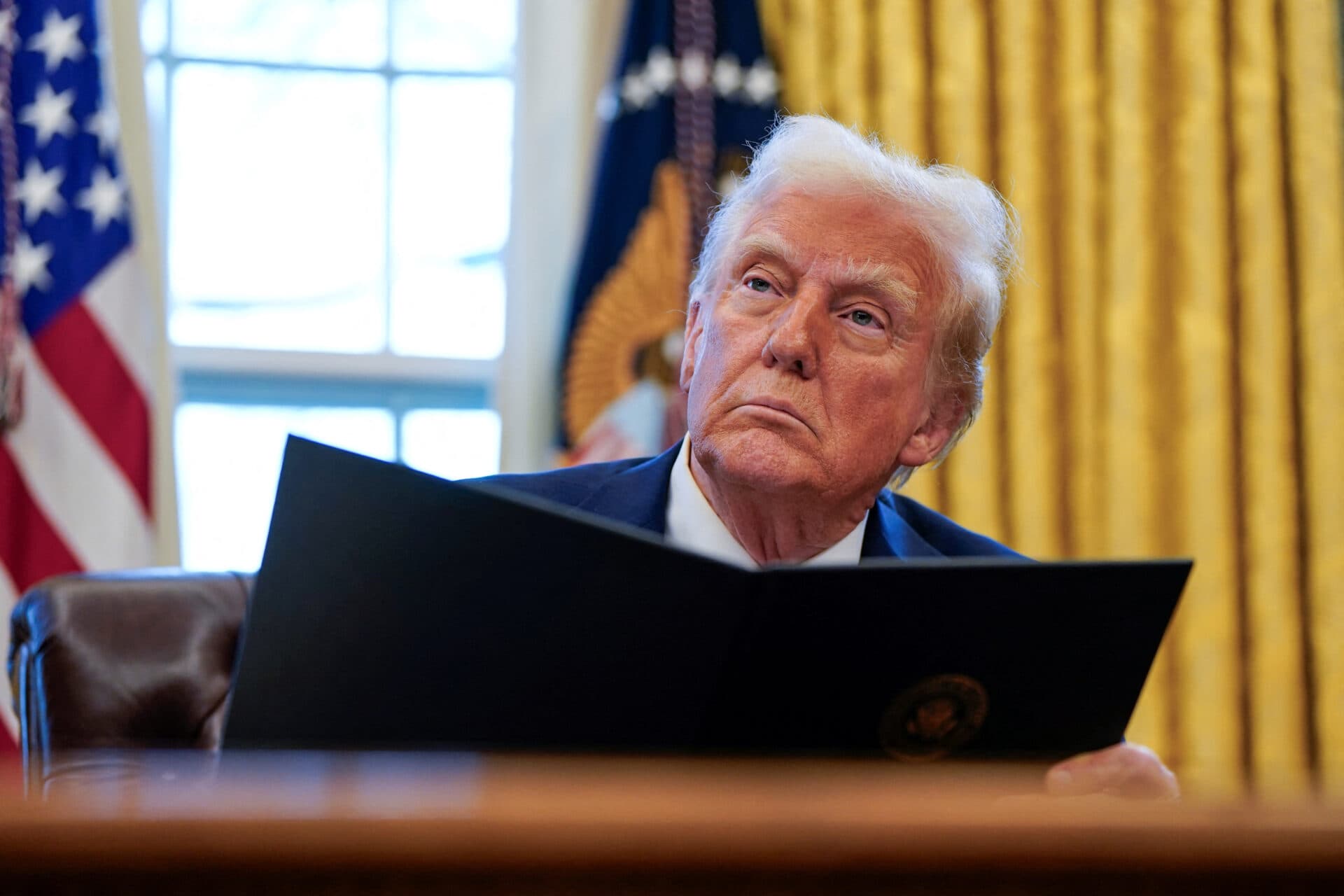Trump părăbușește euro: Moneda europeană a ajuns la cea mai scăzută valoare din ultimii doi ani în urma războiului comercial declanșat de SUA