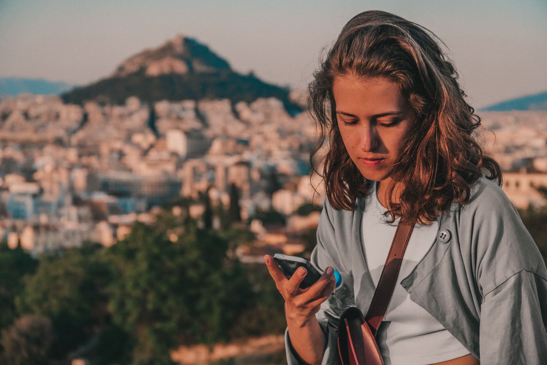 Uniunea Europeană pregătește eliminarea tarifelor de roaming pentru Balcanii de Vest