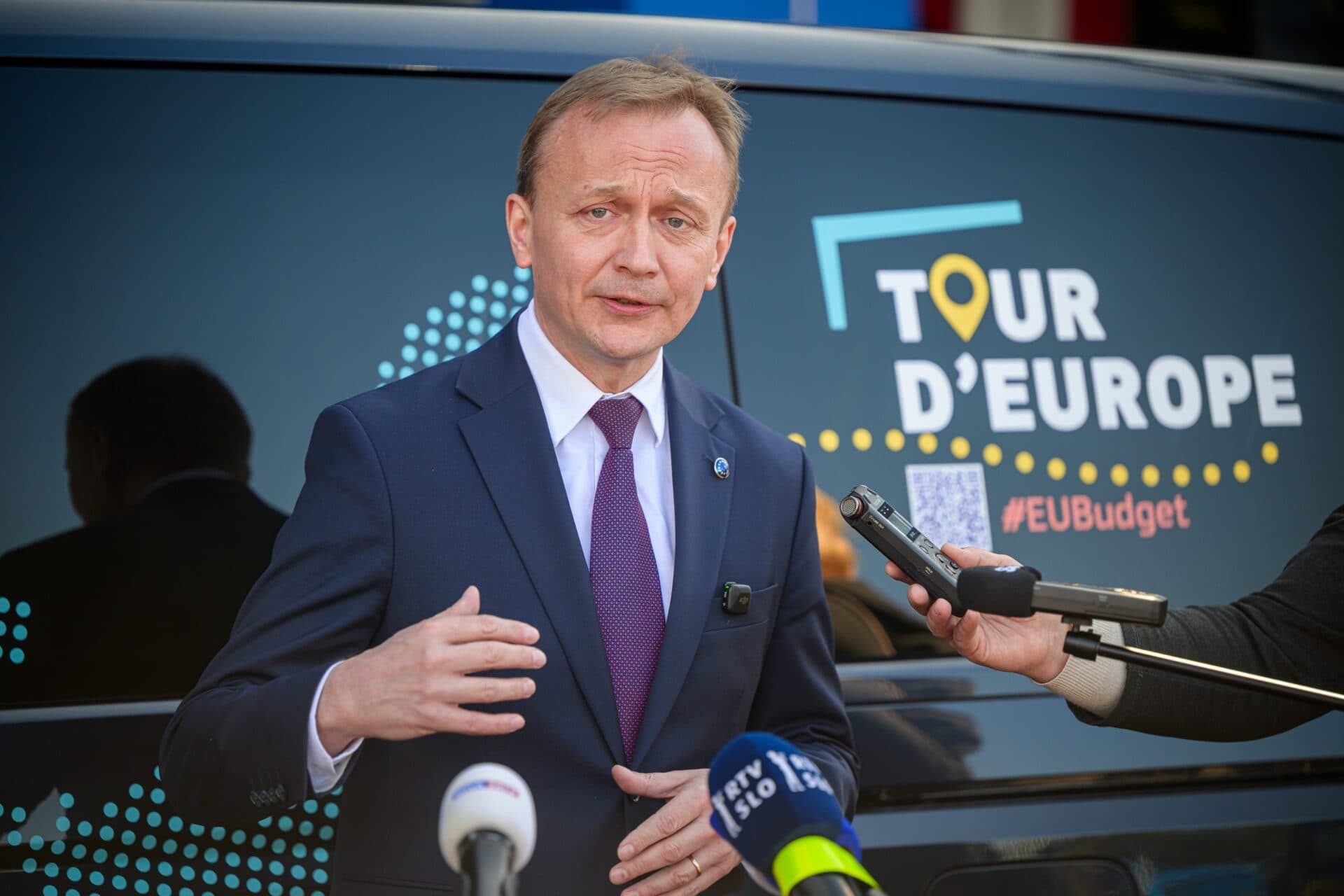 Vizită strategică la București. Comisarul european, Piotr Serafin, discută despre viitorul României în UE
