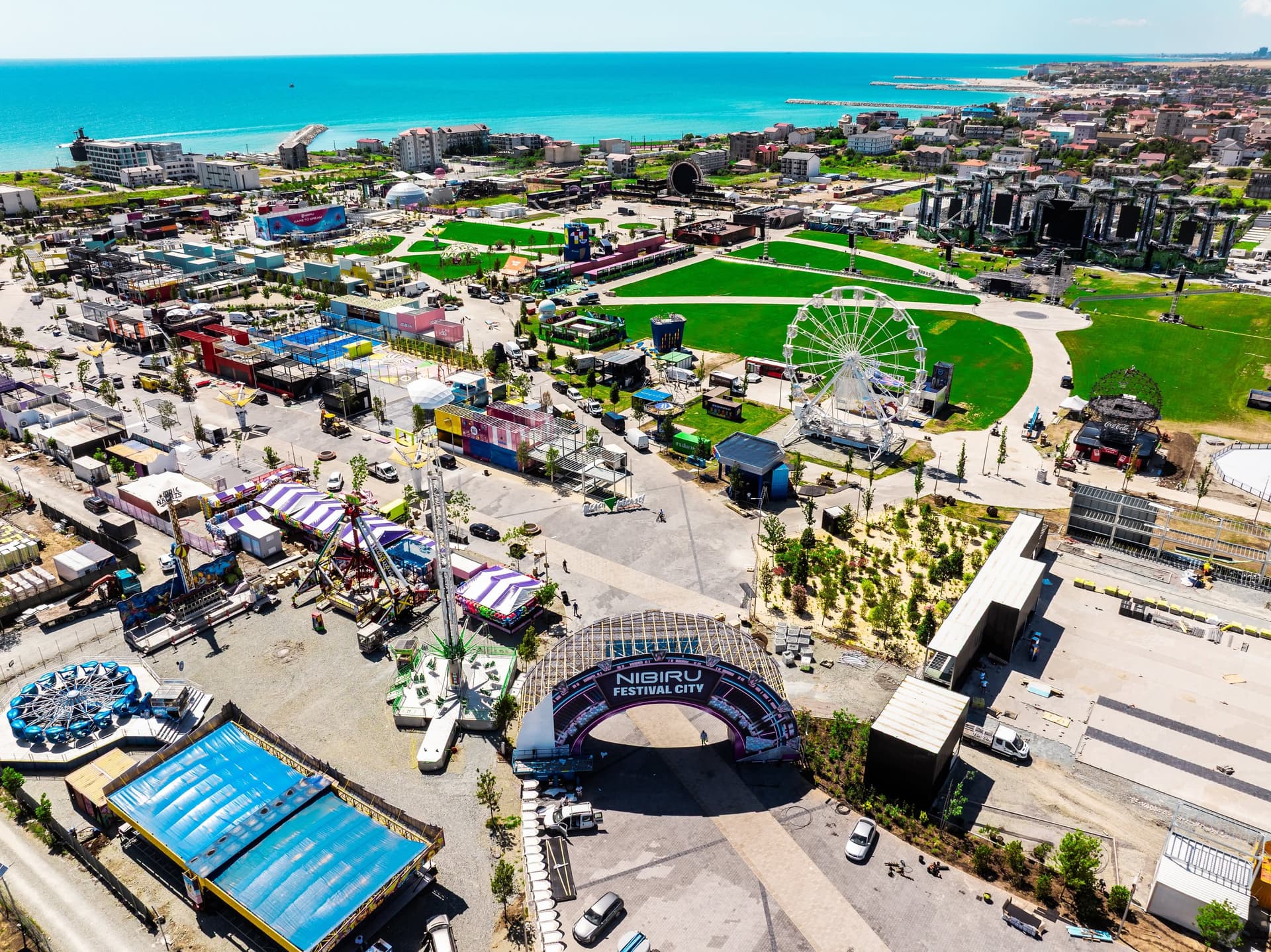 Beach, Please! 2026 începe mâine. Se deschide oficial noua stațiune estivală NIBIRU