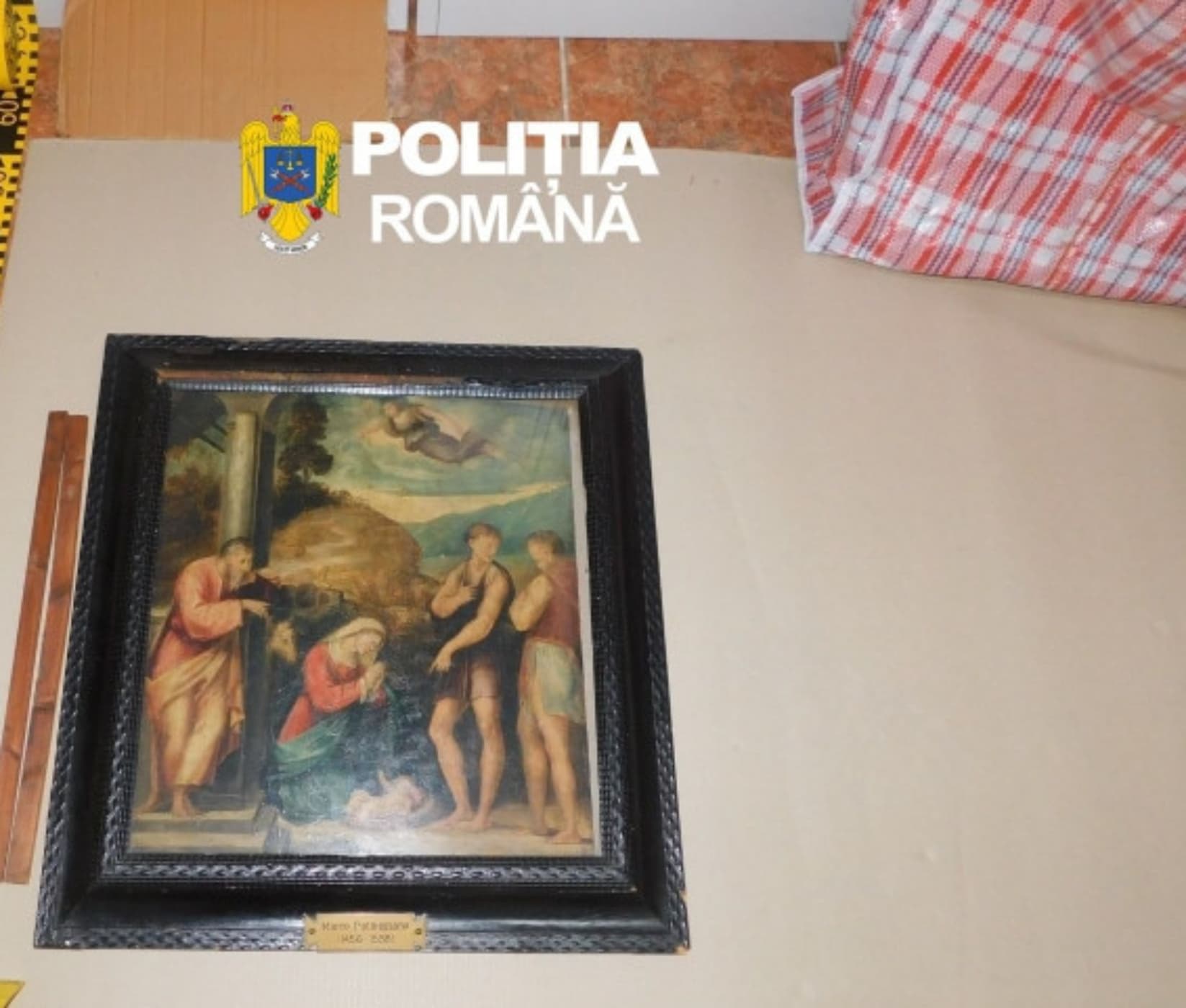 Zece tablouri furate din Italia, recuperate la Constanța. Operele de artă, vechi de 600 de ani, erau ascunse într-o plasă de rafie