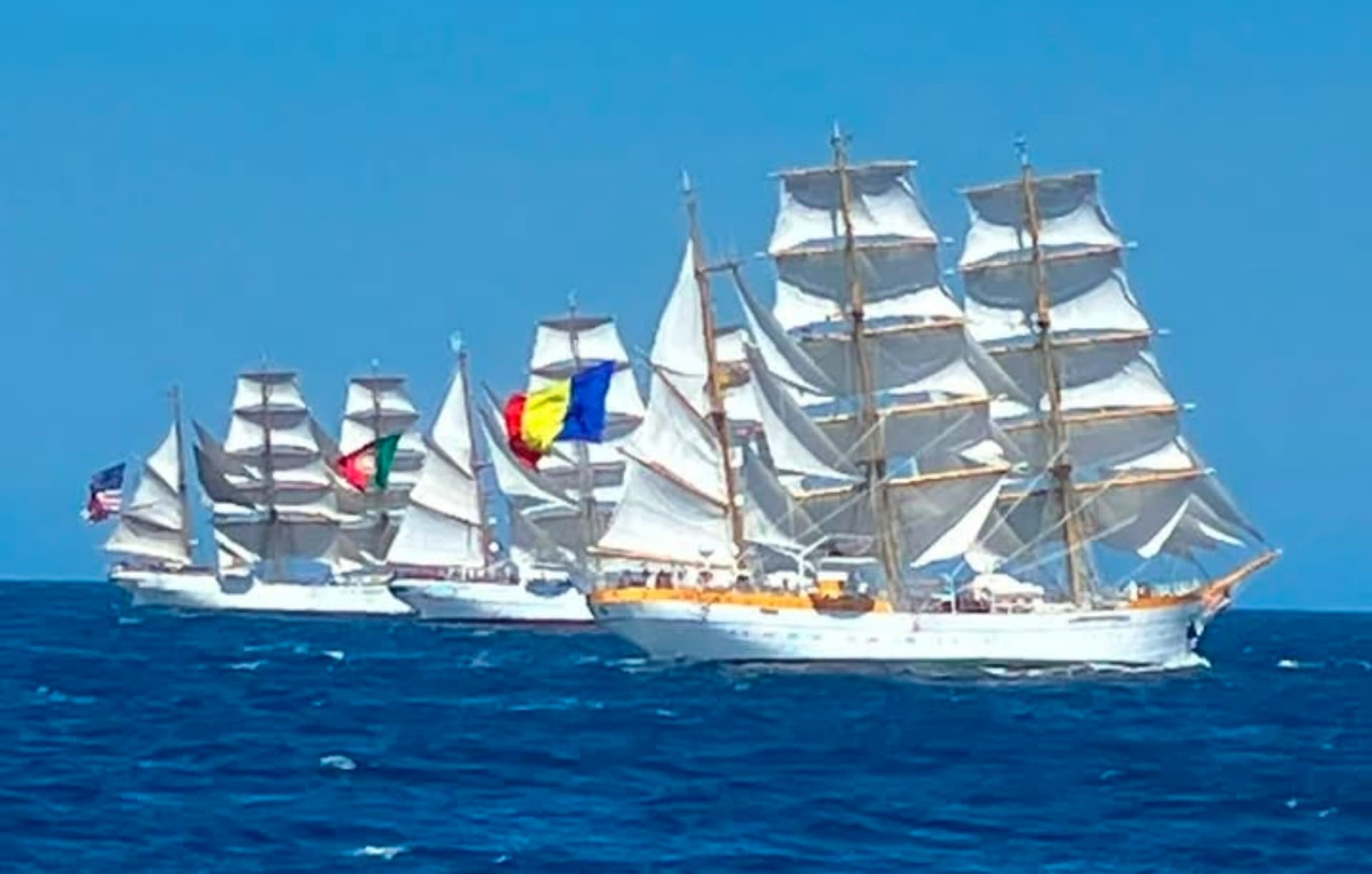 Nava Școală „Mircea” a încheiat cursa din Atlantic în ”Trofeul celor 5 Surori”. Competiția istorică, reluată după 50 de ani