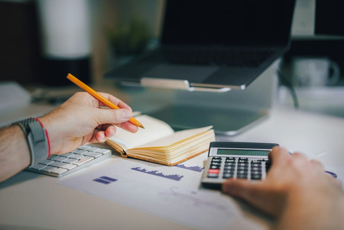 Microîntreprinderi 2026: cota de 1% și plafonul de 100.000 euro