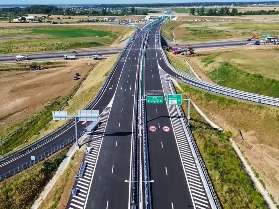Viteza minimă pe autostradă. Când ești obligat să eliberezi banda, când poți fi amendat