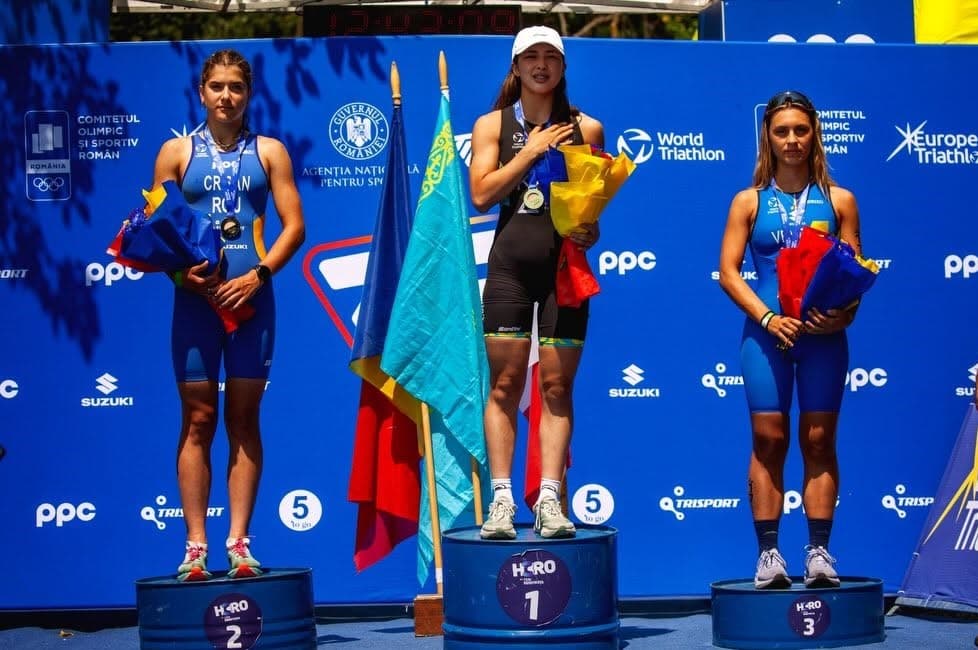Tunde Crișan, vicecampioana Europei care își scrie viitorul între triatlon, japoneză și visul unei facultăți în străinătate