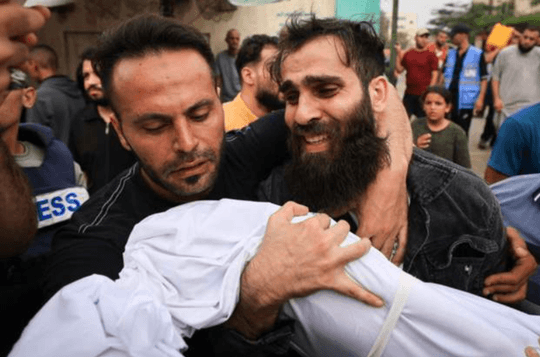 Bilanţul morţilor în Fâşia Gaza depăşeşte 8.000, dintre care jumătate sunt copii