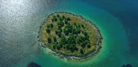 Insule private din Grecia, de vânzare - FOTO