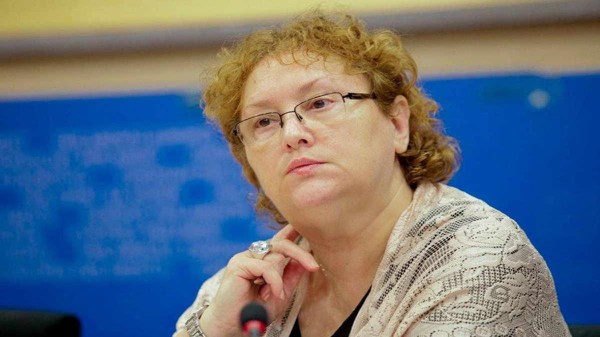 CCR: Revocarea lui Renate Weber din funcția de Avocat al Poporului a fost neconstituțională!