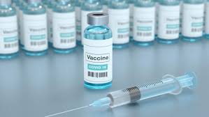 Petrol pentru vaccinuri. Un președinte propune să plătească doze de vaccin cu transporturi de petrol