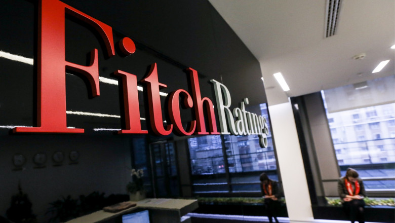 Agenţia de rating Fitch – perspectivă negativã pentru România