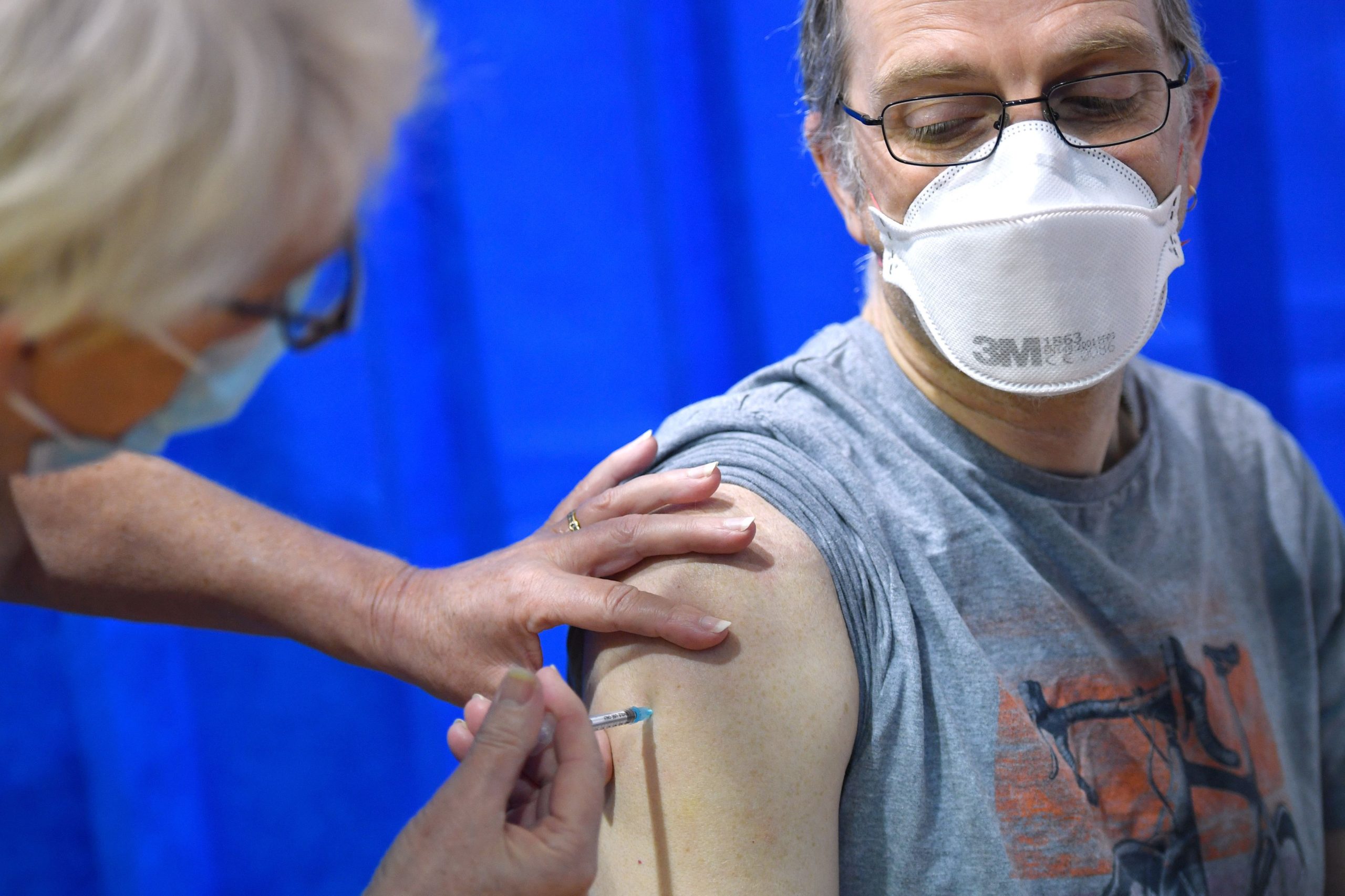 Lucrătorii din sănătate nu prea au încredere în vaccin! Cifrele sunt ULUITOARE