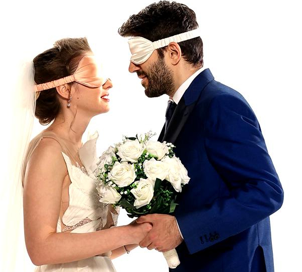În curând, ”Căsătoriți pe nevăzute”, la Pro TV. Vrei să te înscrii?