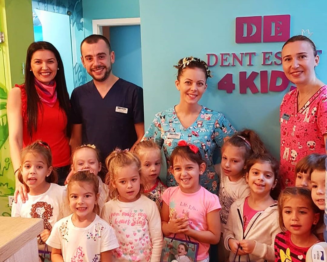 DENT ESTET anunță achiziționarea pachetului integral de acțiuni al clinicii din Timișoara, motorul creșterii diviziei de copii din cadrul grupului, și își consolidează astfel poziția de lider pe piața de medicină dentară din România