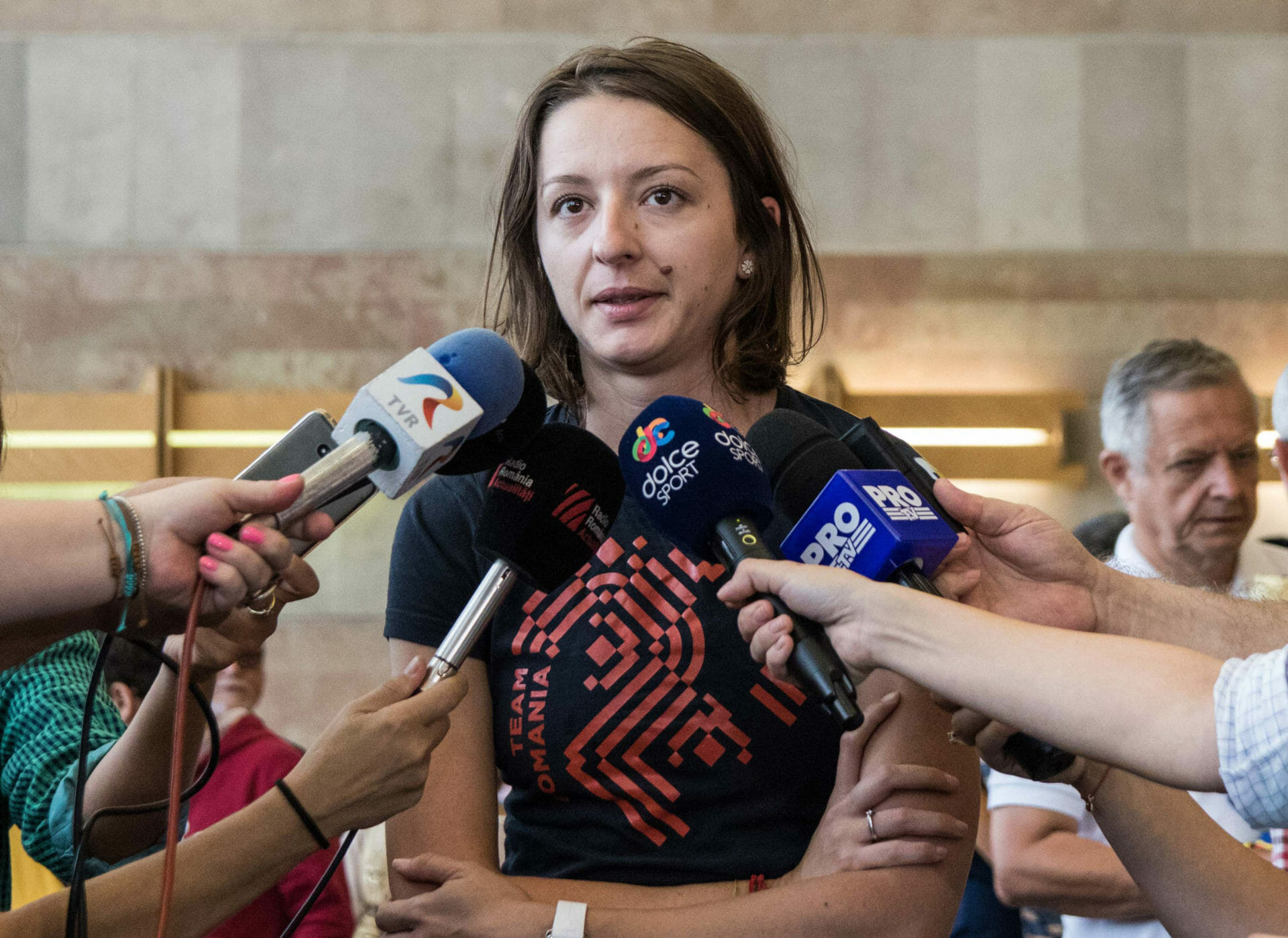 Nici o reacție a autorităților la cererea spadasinei Ana Maria Popescu