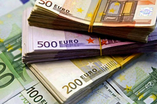 Cum să câștigi 5.000 de euro pe lună. Top 3 salarii