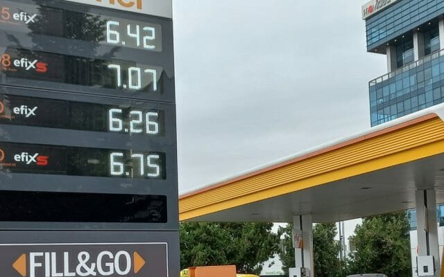 Și prețul benzinei o ia în sus. Ministrul Energiei: Urmărim cu atenţie