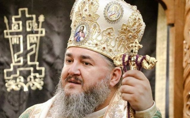 Episcopul de Giurgiu spune că incendiile din spitale sunt ”făcătură” și vaccinurile antiCovid expirate