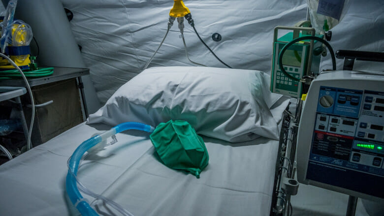 Record NEGRU în pandemie: 442 de decese și 1.667 de bolnavi critici
