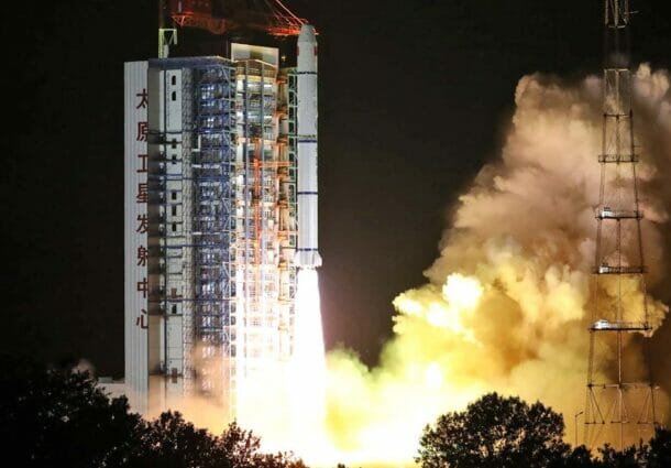 China a testat o super-armă care poate lovi din spațiu în orice punct de pe glob! Americanii au confirmat