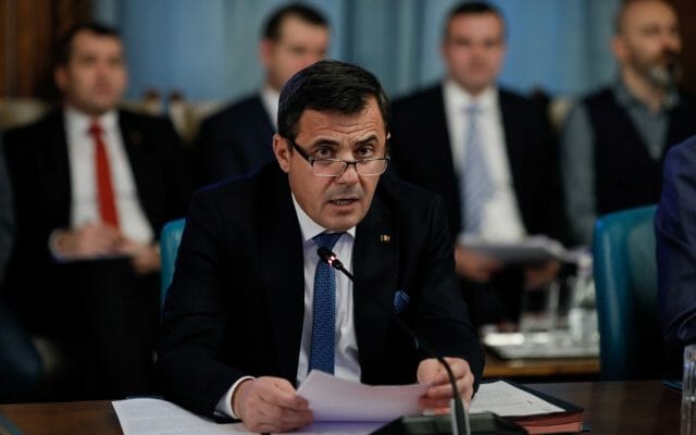 Dosar penal după ce Ion Ștefan, fost ministru al Dezvoltării, a convocat capii Poliției din Vrancea