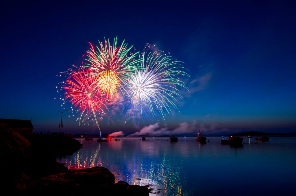 Marile orașe din lume anulează rând pe rând focurile de artificii și evenimentele de Revelion