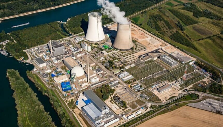 Germania închide trei din ultimele şase centrale nucleare rămase în funcţiune