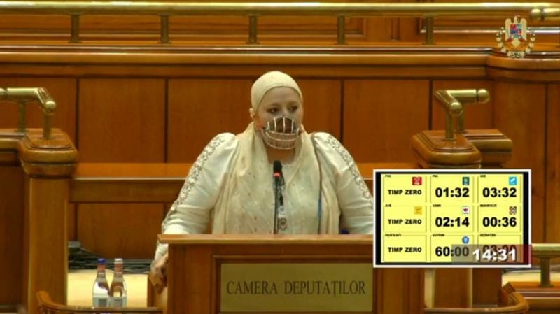 ȘOȘOACĂ și-a pus botniță în Parlament! La propriu VIDEO