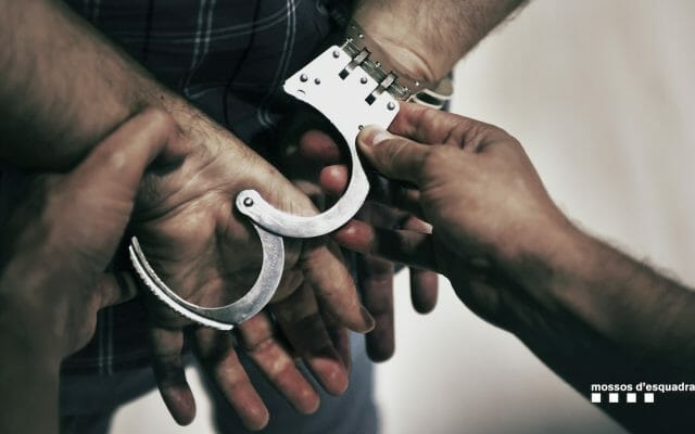 Poliția română: Au fost arestați peste 700 de traficanți de droguri