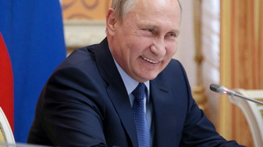 Putin, ”împușcat” în Ucraina de Est! Foto de senzație