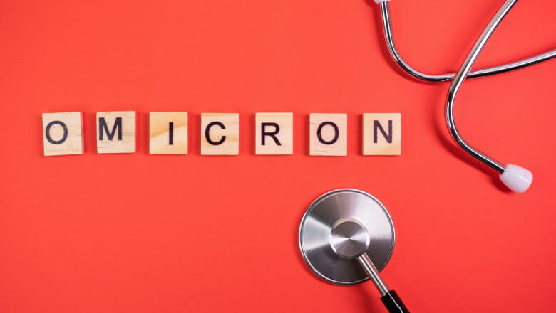 OMS: Apar tot mai multe dovezi că Omicron provoacă simptome mai ușoare