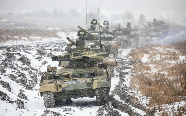 Se vede RĂZBOIUL! Ucraina avertizează că Rusia „aproape a finalizat” pregătirea pentru ofensivă