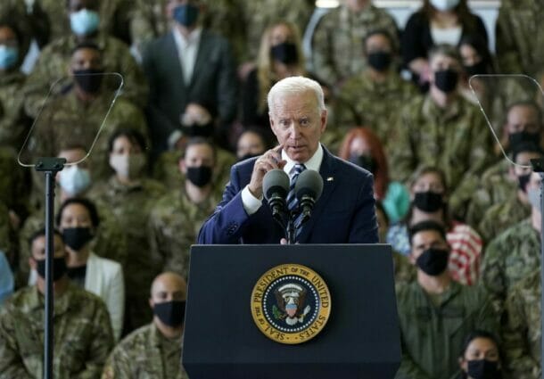 Biden a dat ordin: 8.500 de soldați americani au fost plasați în „stare de alertă sporită”
