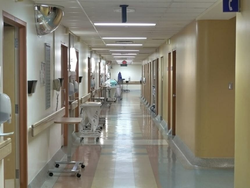 Focar de infecții într-un spital din România. Cinci persoane au murit deja