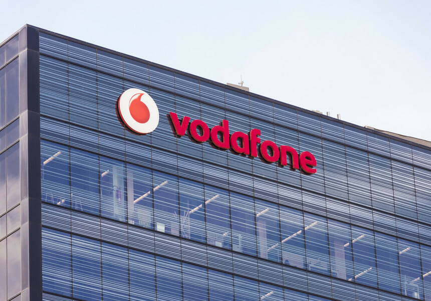 Vodafone scumpește abonamentele clienților business