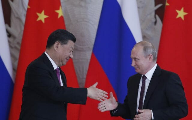 Rusia și China se aliază împotriva SUA într-un parteneriat istoric „fără limite”