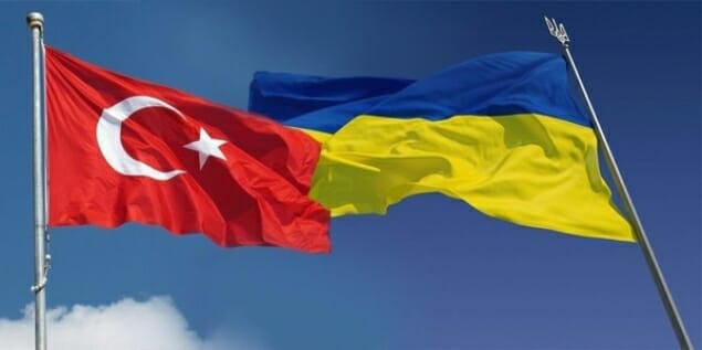 Zelenskiy cere Turciei să închidă strâmtorile Bosfor și Dardanele pentru navele ruse