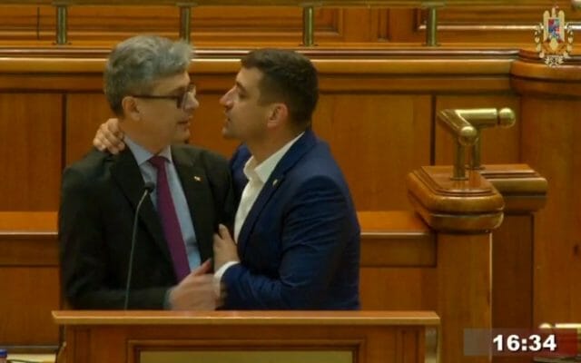 INCIDENT la Parlament! Simion l-a molestat pe ministrul Popescu: ”Ești un hoț!”