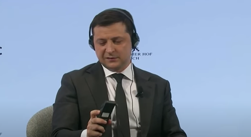 VIDEO Gluma președintelui ucrainean care a stârnit râsete la Munchen în toiul tensiunilor cu Rusia
