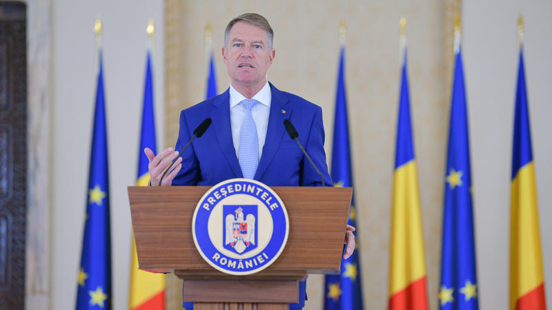 Iohannis: România condamnă cu tărie recunoașterea de către Rusia a independenței republicilor separatiste