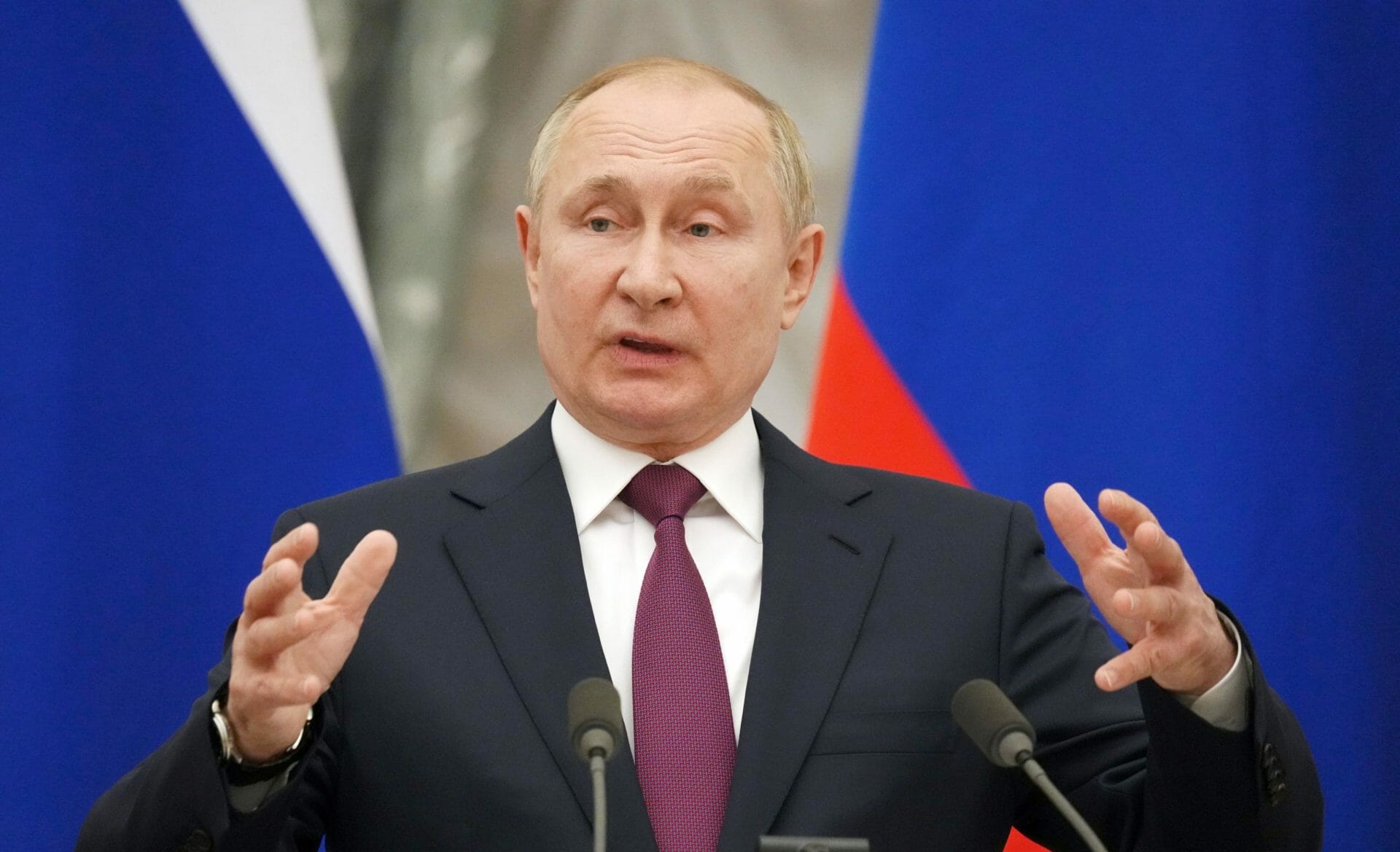 Putin: Sunt deschis dialogului, dar interesele şi securitatea Rusiei sunt non-negociabile
