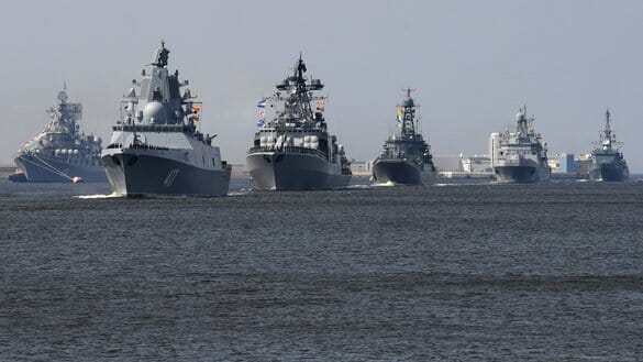 Rușii își fac de cap în Marea Neagră. ”Apărăm coasta Peninsulei Crimeea”